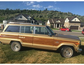 1985 Jeep Grand Wagoneer 79000 miles 3