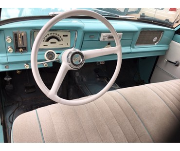 1965 Jeep Wagoneer 5