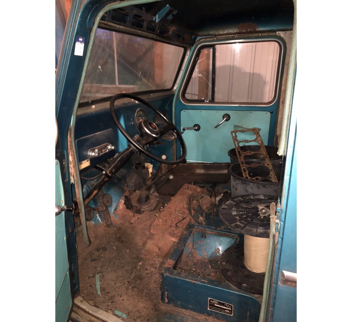 1961 Willys Jeep Truck 1