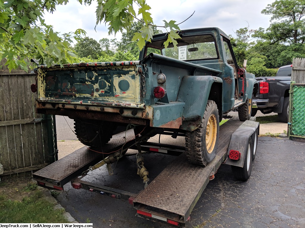 1967 Jeep J2000 Gladiator Truck with Thriftside Bed 2