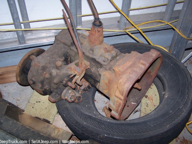 L 4-134 Motor Block and T 90 Transmission