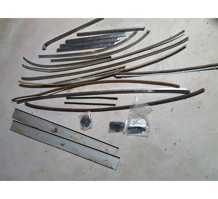 Miscellaneous Jeep J10 and Grand Wagoneer Parts 3