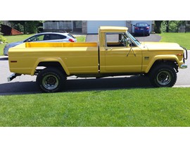 1975 Mellow Yellow J20 Jeep 9