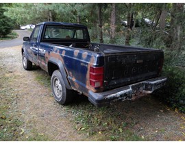 1986 Jeep Comanche Factory Turbo Diesel 5-speed 4x4 2