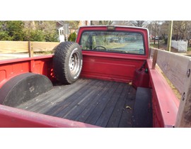Jeep J10 Pickup 4