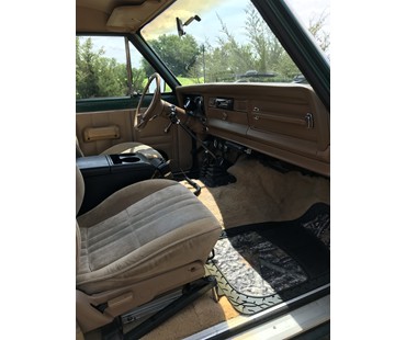 1980 Jeep J10 Short Bed 4