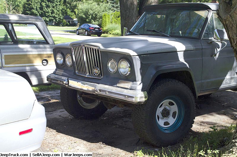 1969 J3000 Kaiser Jeep Gladiator 8