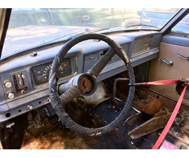 1964 Jeep J300 2WD Gladiator Pickup 6