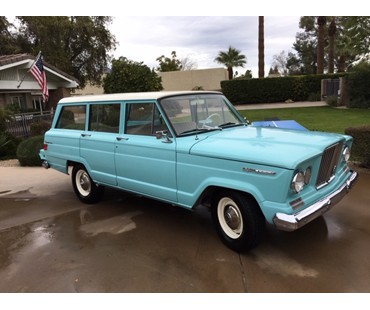 1965 Jeep Wagoneer 2