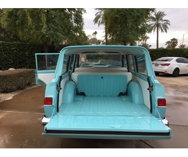 1965 Jeep Wagoneer 3