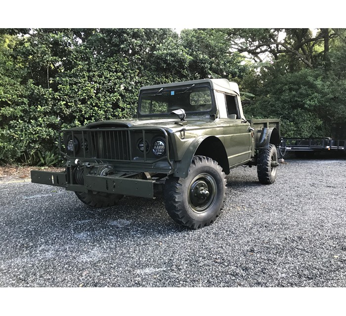 1969 Kaiser Jeep M715 Gladiator 2
