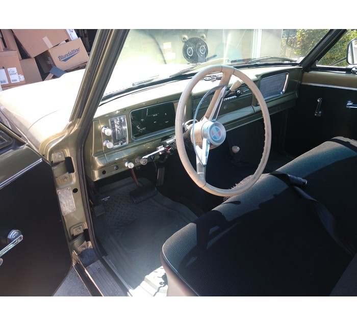 1972 Jeep J2000 6