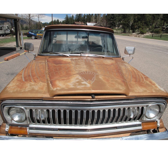 1978 Jeep J10 Golden Eagle Levi Edition 3