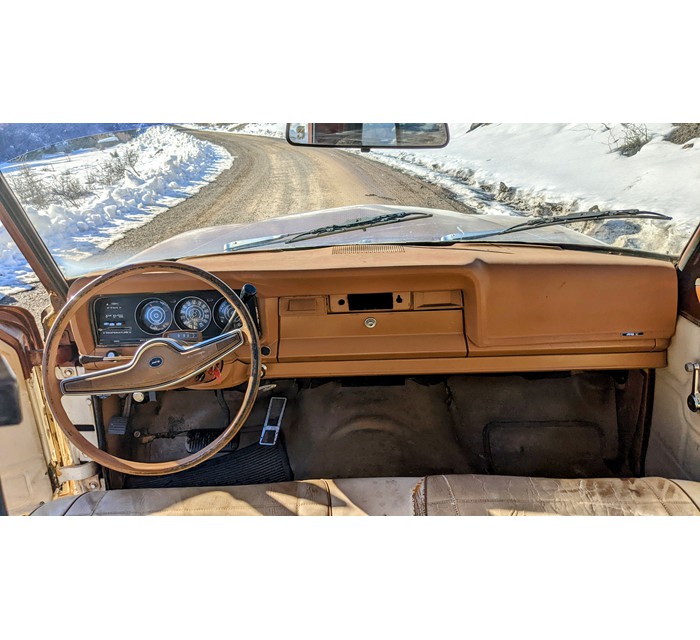 1975 Jeep J10 8