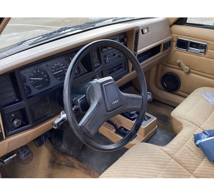 1988 Jeep Comanche 5