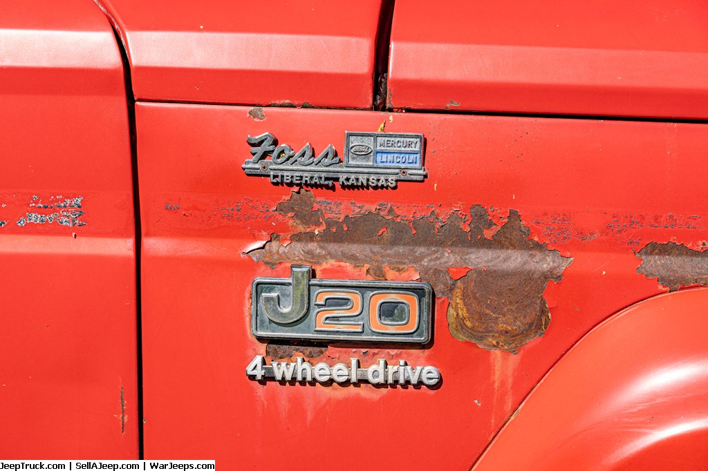 1985 4x4 Jeep J20 Pioneer 3quarter ton Long Bed 6