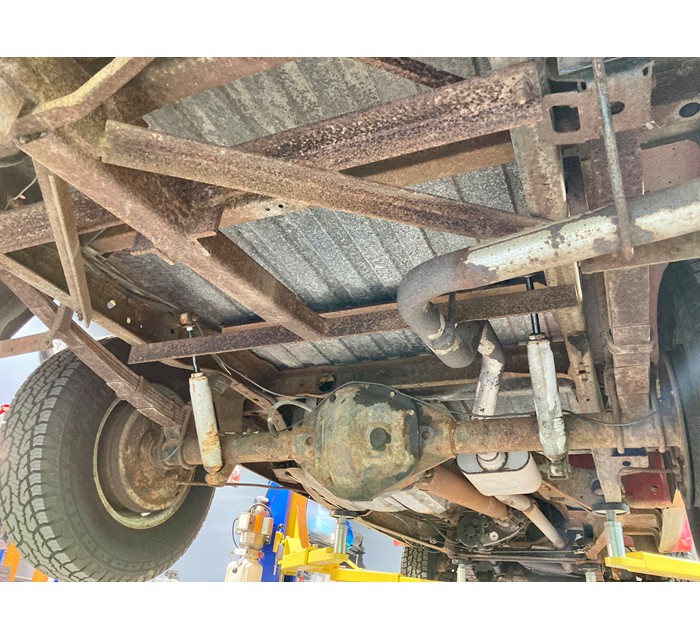 1985 4x4 Jeep J20 Pioneer 3quarter ton Long Bed 8