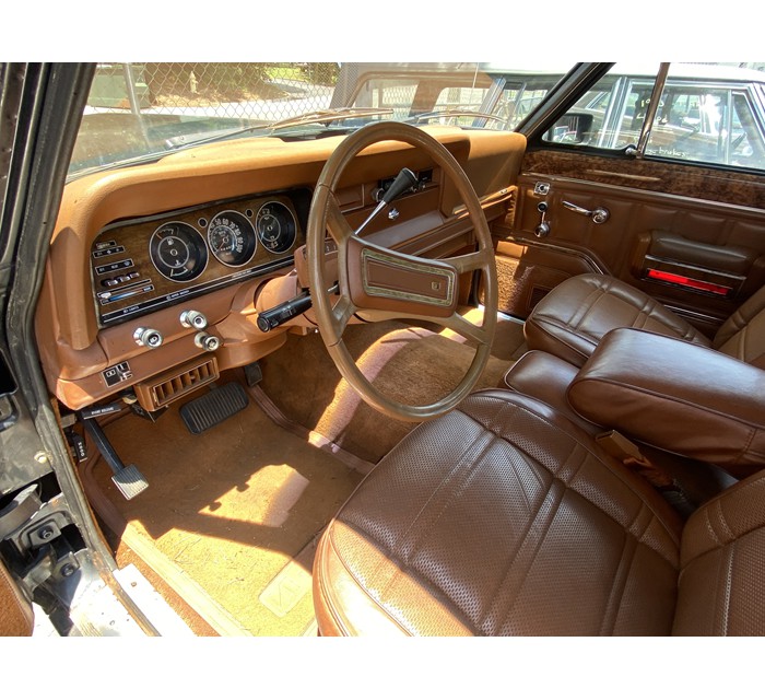 1983 Jeep Wagoneer 4x4 7