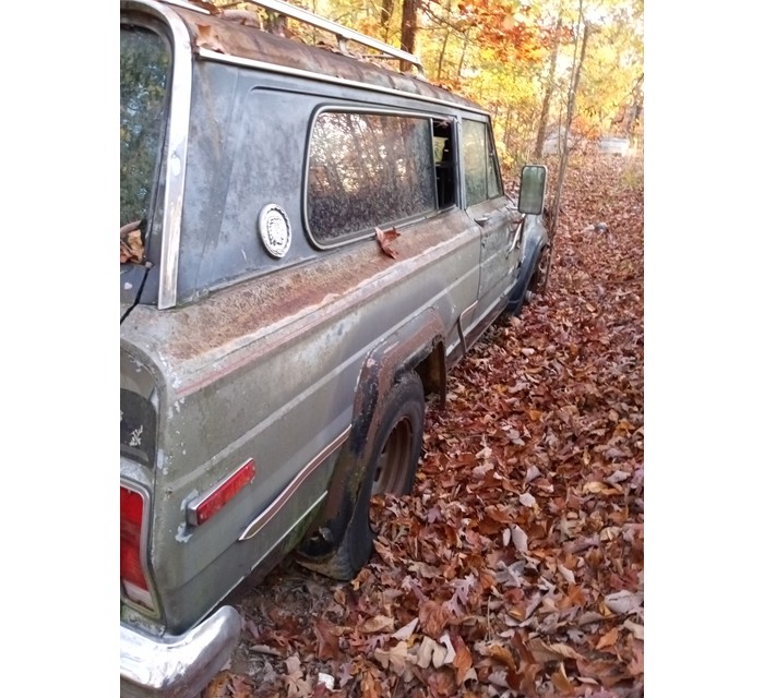 1977 Jeep Cherokee Chief S Golden Eagle