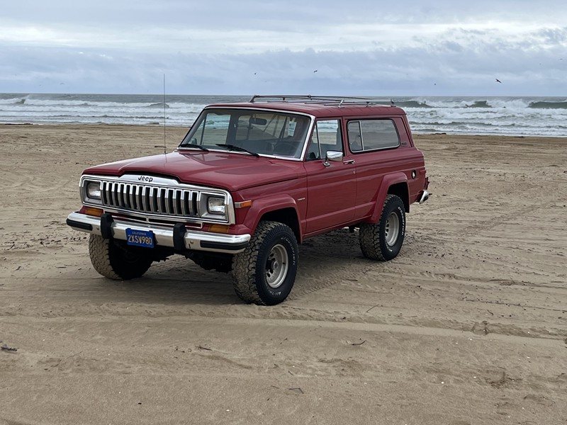 1982 Jeep Cherokee Laredo 8