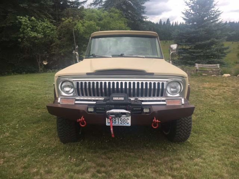 74 Jeep J-10 Flat Bed Completely Restored 2
