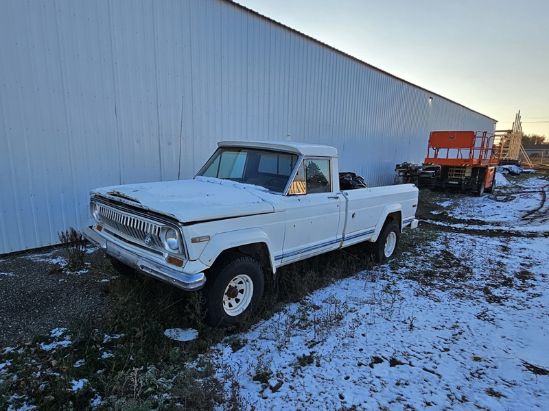 1973 Jeep C10 Custom Cab 6