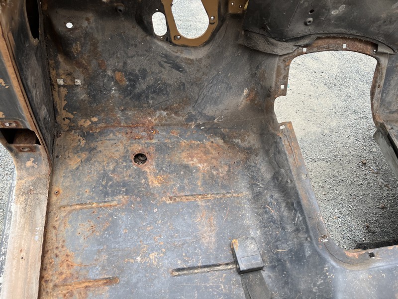 1973 Jeep J10 Cab 5