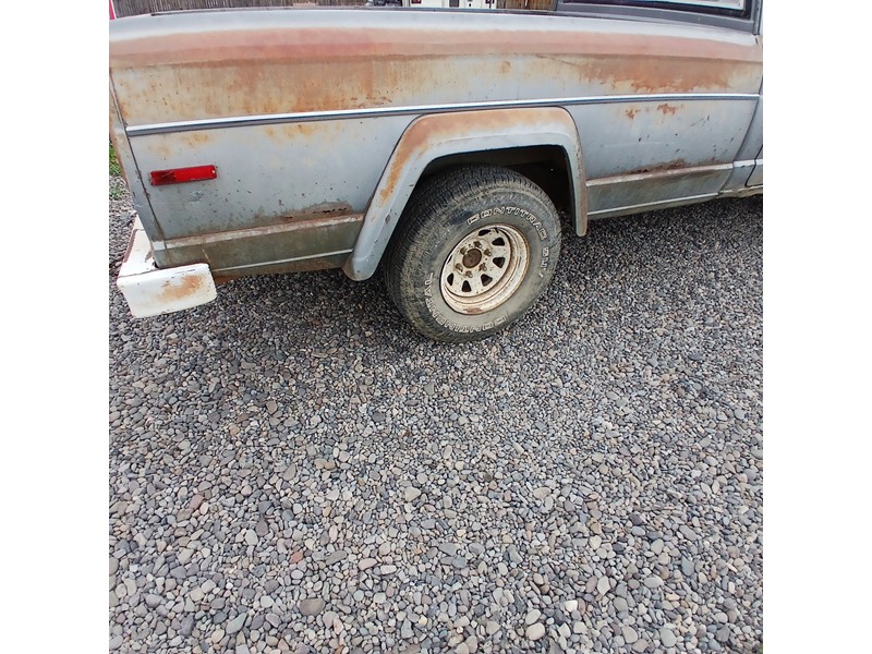 Jeep Pickup Bed and Tailgate 2