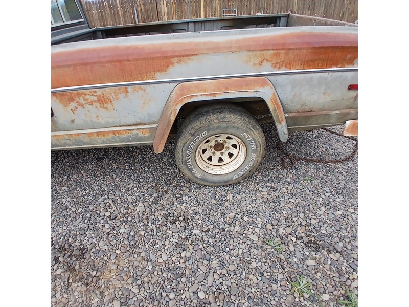 Jeep Pickup Bed and Tailgate 5