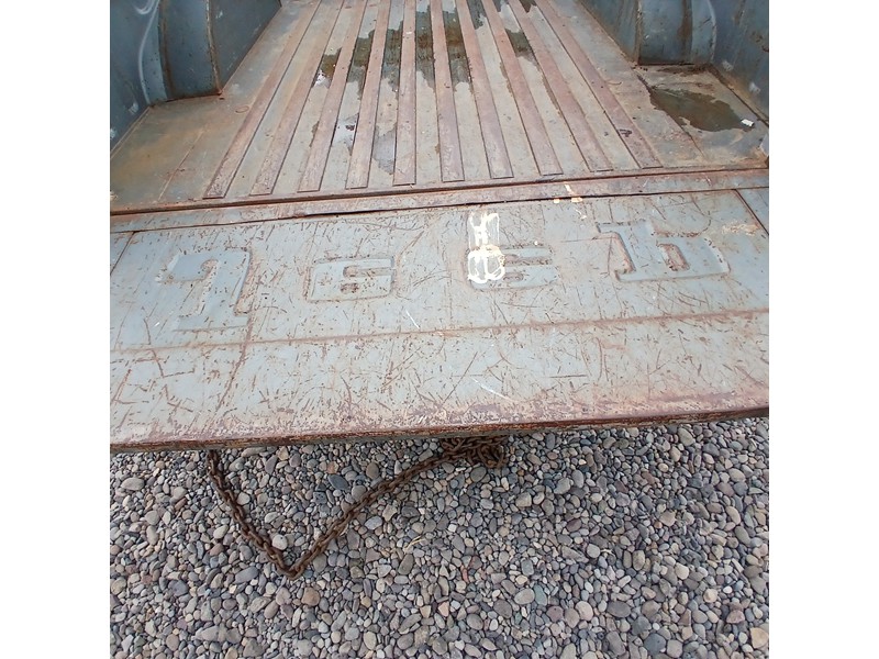 Jeep Pickup Bed and Tailgate 9