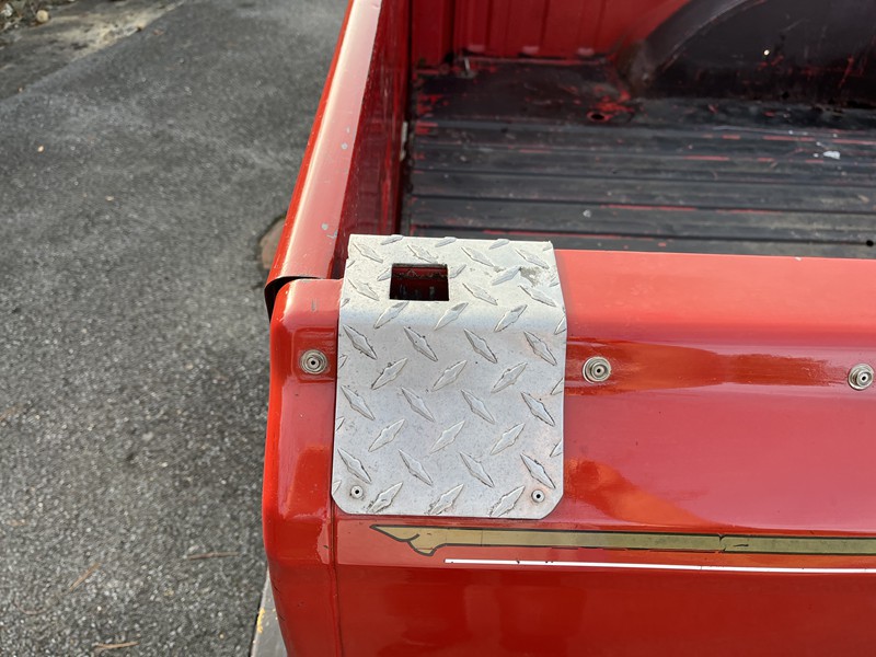 1985 Jeep J10 Fire Service Truck  4
