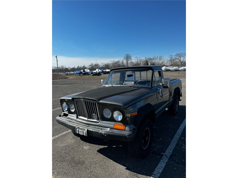 Jeep J10 Pickup Truck 2