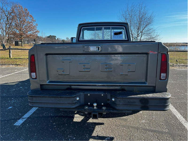 Jeep J10 Pickup Truck 5