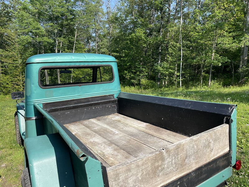 Classic 1963 Willys Jeep Truck - Original 6