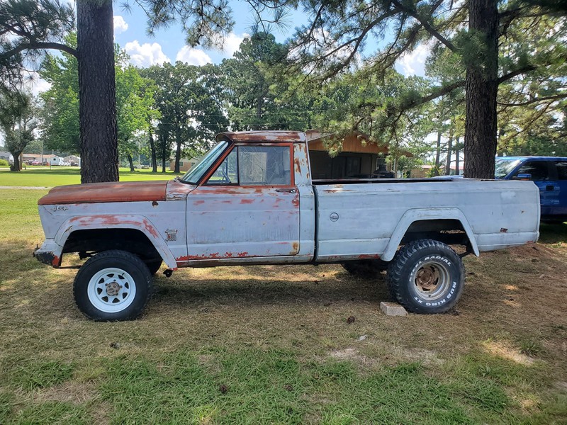 1963 Willys Jeep Gladiator J300 4WD 3