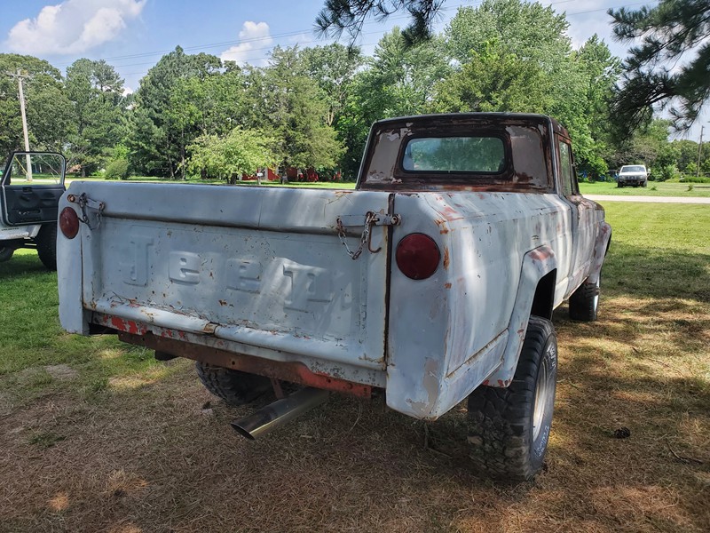 1963 Willys Jeep Gladiator J300 4WD 5