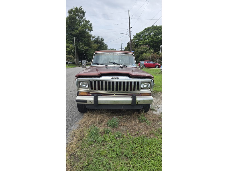 1986 Jeep J10 4WD V8 3