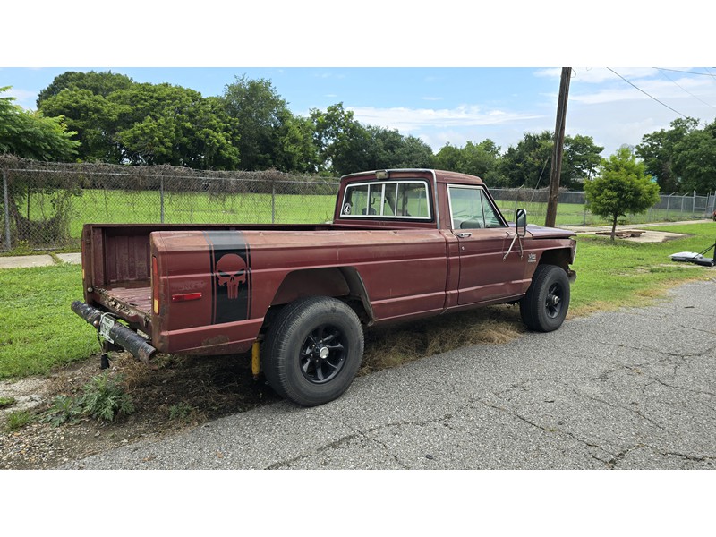 1986 Jeep J10 4WD V8 5