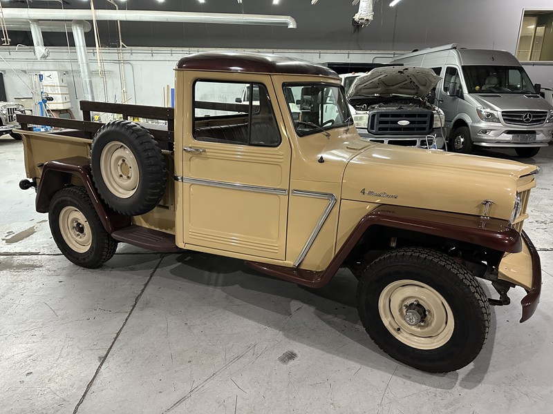 1962 Willy Pickup with Super Hurricane 6cyl 2