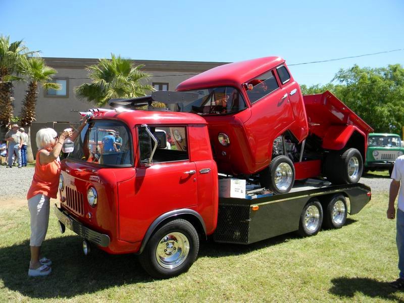 Wicked FC-150 Hot Rod Jeep and Forward Control Tow Truck 2