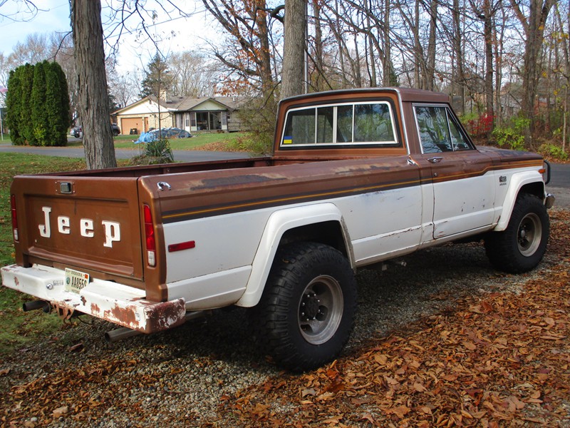 1979 Jeep J20 Full Size 3 Quarter ton 4x4 Pickup 2