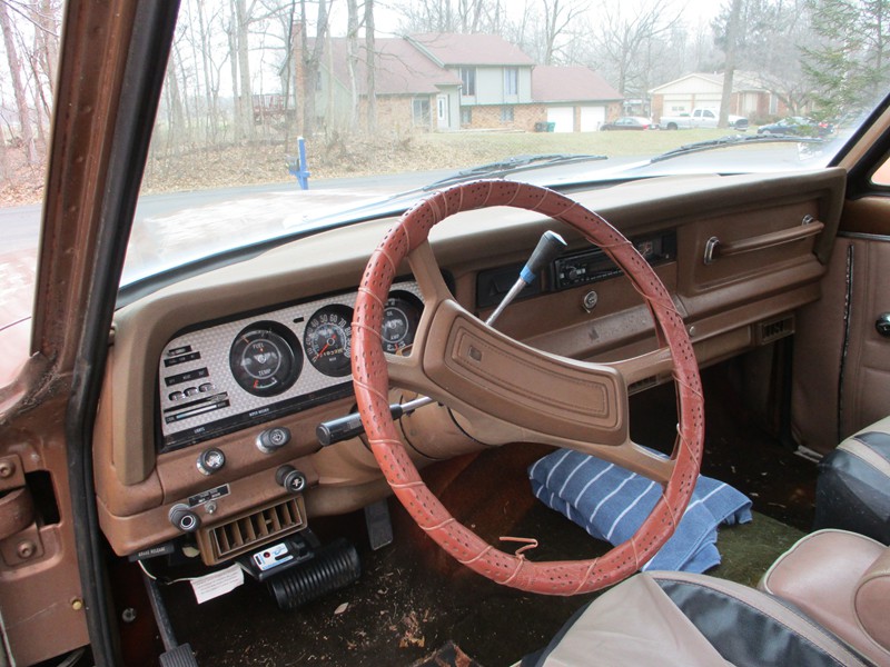 1979 Jeep J20 Full Size 3 Quarter ton 4x4 Pickup 9