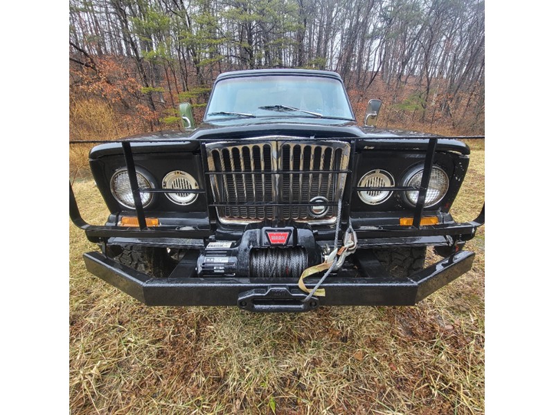 1970 Jeep J3000 Gladiator 4