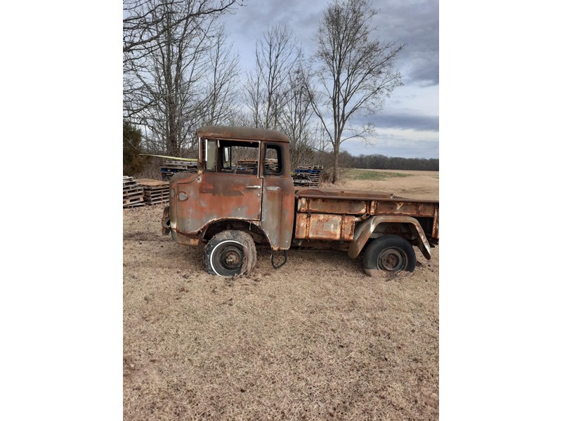 Jeep Truck Forward Control FC-150 4 Wheel Drive 2