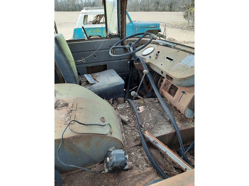 Jeep Truck Forward Control FC-150 4 Wheel Drive 3