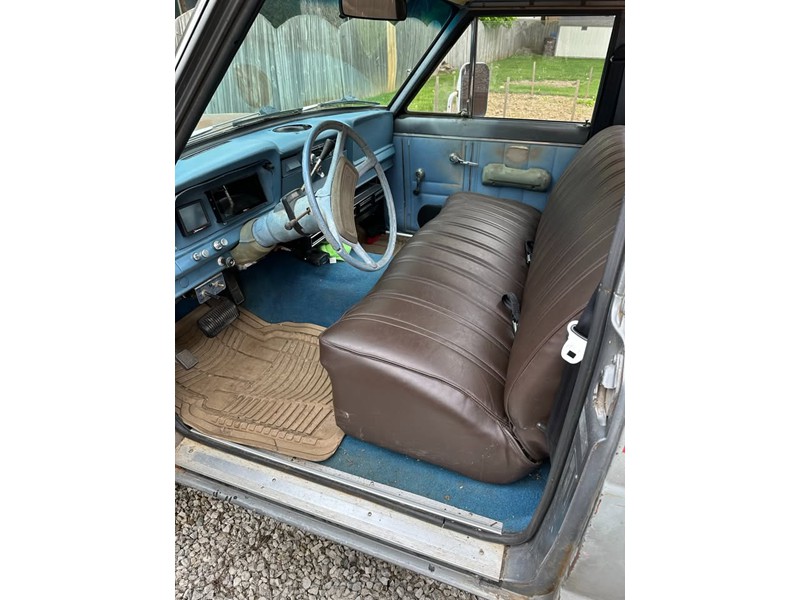 1979 Jeep J20 2