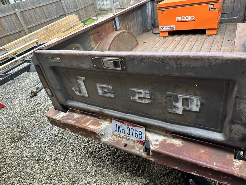 1979 Jeep J20 3