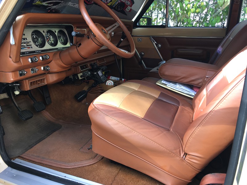 1983 Cherokee Old Cali SJ - Family Camping Rig 5