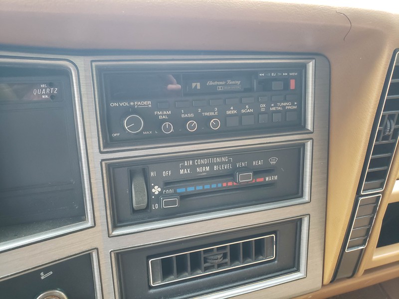 1985 Turbo Diesel Jeep Cherokee 2 dr Laredo 2