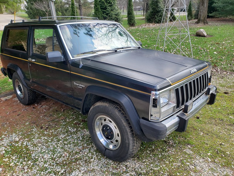 1985 Turbo Diesel Jeep Cherokee 2 dr Laredo